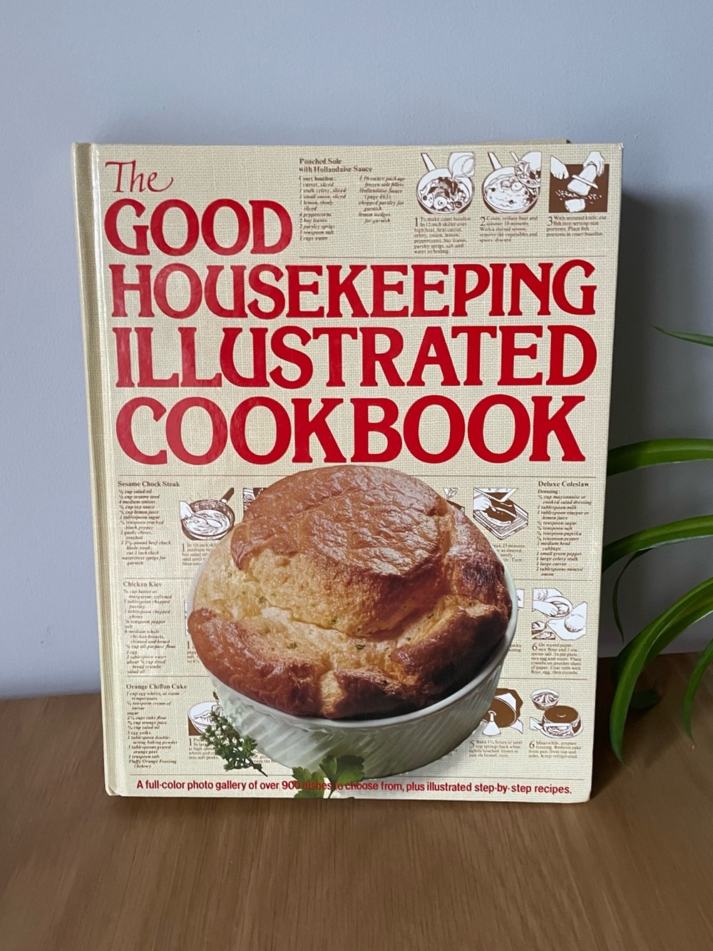Vintage The Good Housekeeping Illustrated Cookbook Hardcover 1980